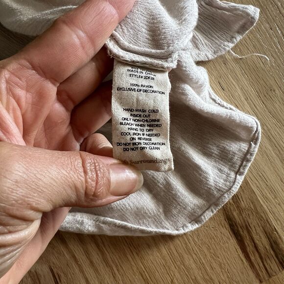 Soft Surroundings Clementine Tunic Top Embroidered Tassels Accent Medium boho - Picture 6 of 8